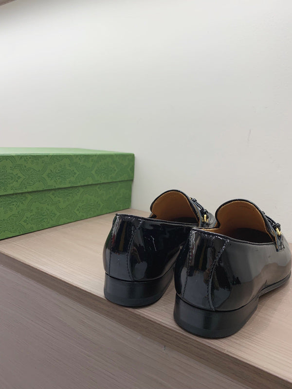 GG Men's Interlocking GG Loafer Black Patent Leather 542502