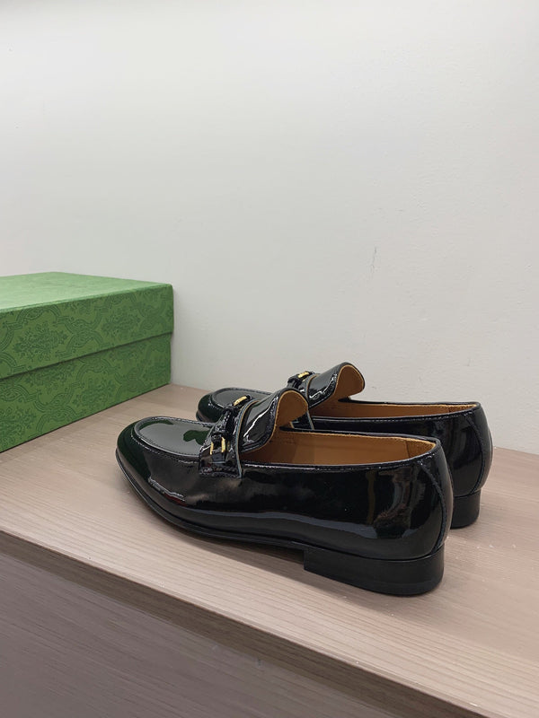 GG Men's Interlocking GG Loafer Black Patent Leather 542502