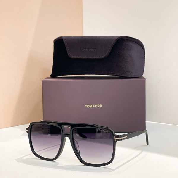 Tom Ford Sunglasses 677682