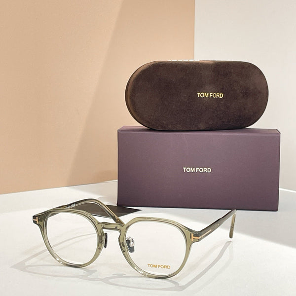 Tom Ford Sunglasses 697317