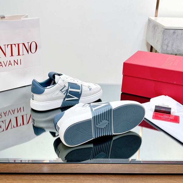VL7N LOW-TOP WHITE CALFSKIN AND AEGEAN BLUE FABRIC SNEAKER WITH BANDS
