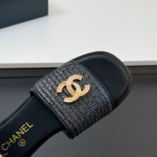 CC Slippers In Black Palm Fiber 149729