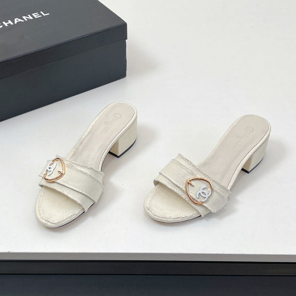 Sandali CC Mule in tessuto di tela bianco 149437