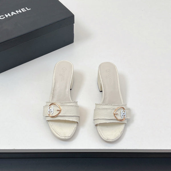 Sandali CC Mule in tessuto di tela bianco 149437