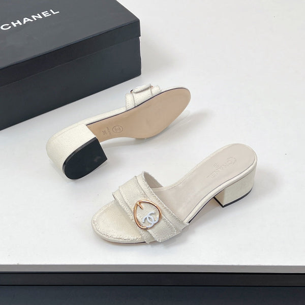 Sandali CC Mule in tessuto di tela bianco 149437