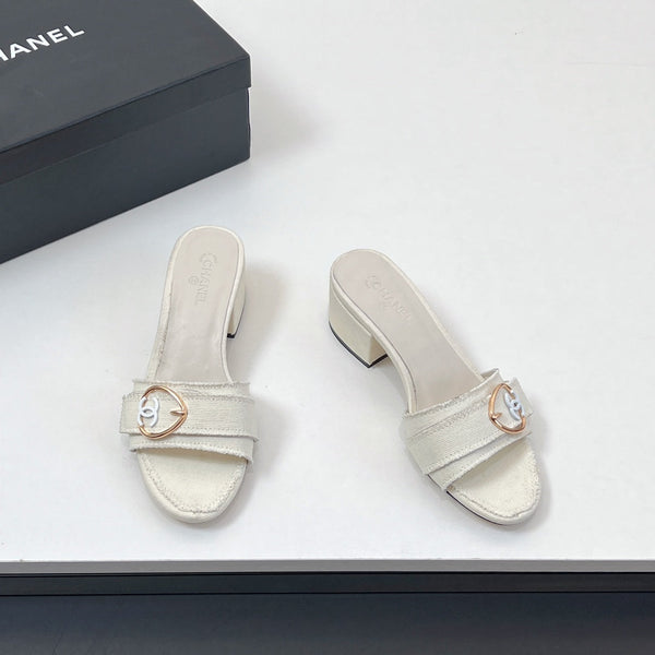 Sandali CC Mule in tessuto di tela bianco 149437