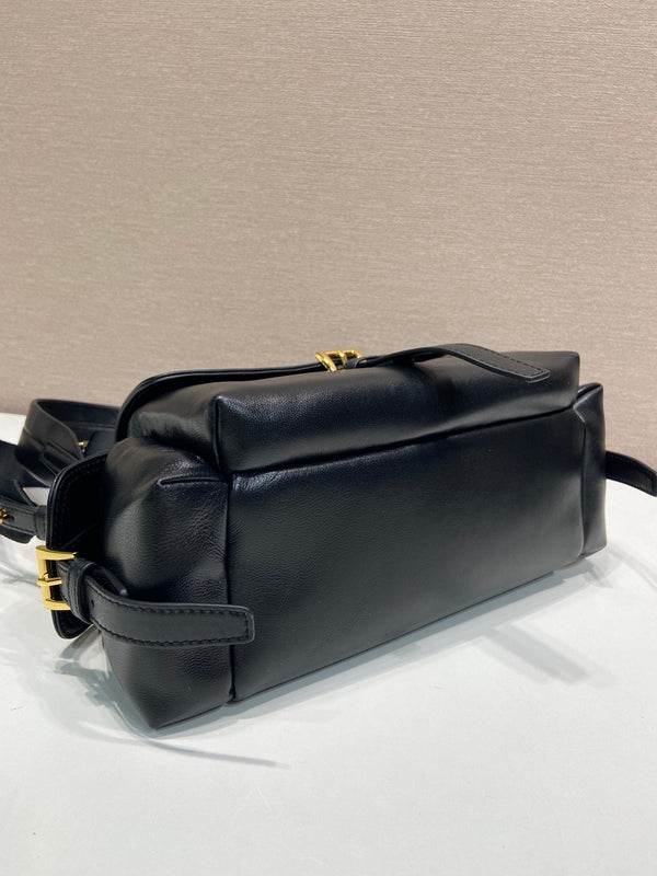 Borsa a tracolla PRA in pelle di pecora nera 341130