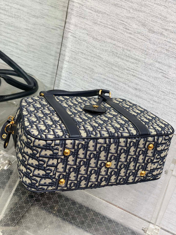 CD D-Vibe bowling bag 31 blue obliaue fabric