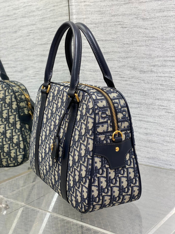 CD D-Vibe bowling bag 31 blue obliaue fabric