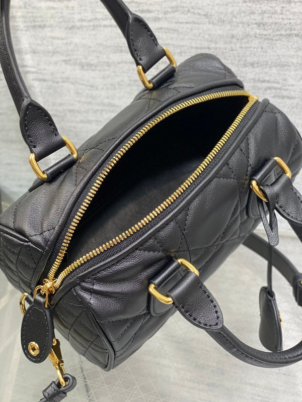 GROOVE MINI 20 BAG IN BLACK LAMBSKIN
