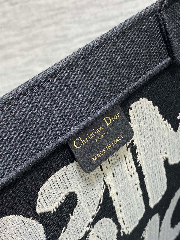 BORSA MEDIA PER LIBRI 36 IN TELA NERA E BIANCA 226507