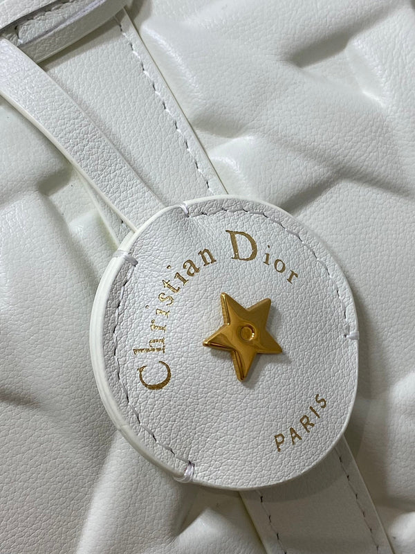 BORSA GROOVE 25 IN PELLE DI VITELLO MACROCANNAGE BIANCA CON FERRAMENTA ORO