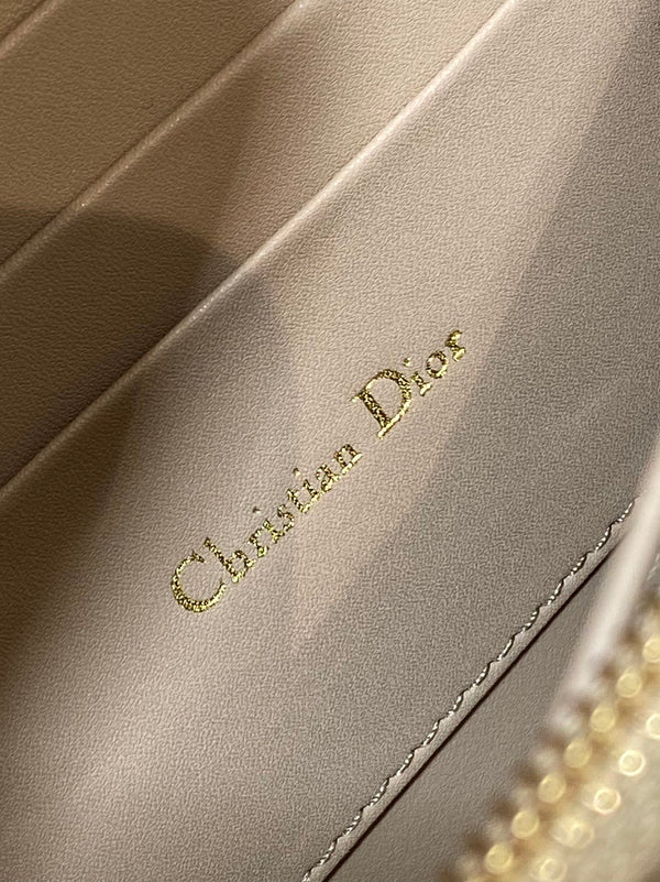 BORSA MISS CARO MINI 17 IN PELLE DI AGNELLO MACROCANNAGE BEIGE CAMMELLO