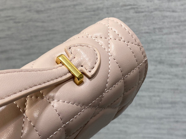 BORSA MISS CARO CON MANICO SUPERIORE 24 IN PELLE DI AGNELLO MACROCANNAGE ROSA PALLIDO