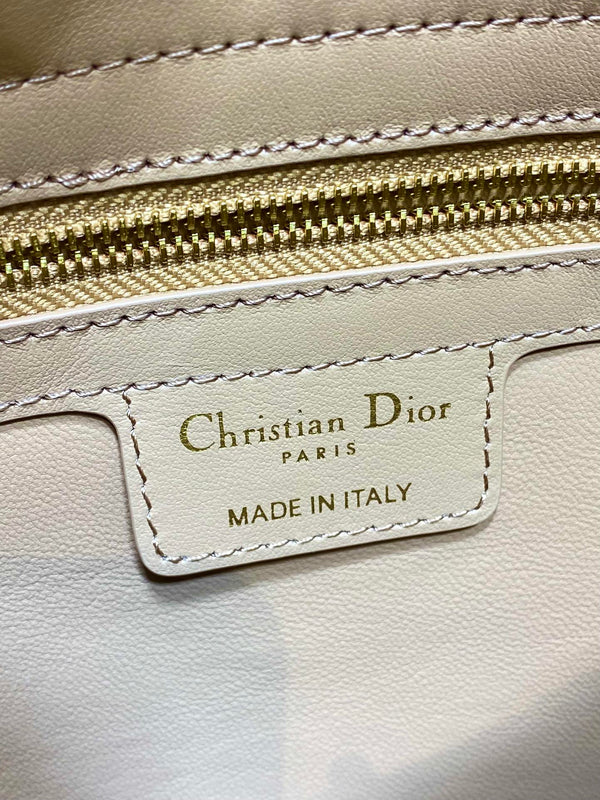Dior 2025 Bow Bag 28cm Beige Leather 272513