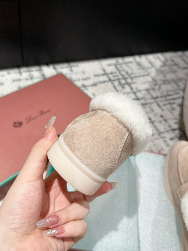 Mocassini LP Summer Charms Walk in pelle scamosciata beige mandorla con fodera in pelliccia di coniglio 985648