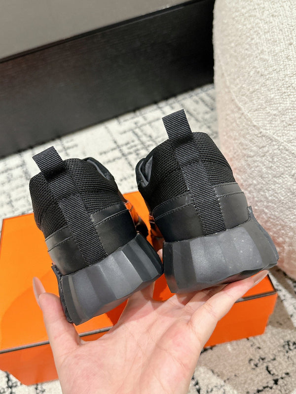 HM Sneaker In Black Mesh Fabric 985315