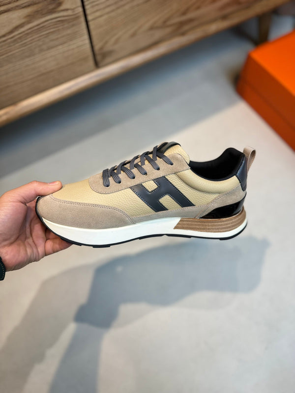 SNEAKER CON LACCI HM INTERACTIVE IN PELLE DI VITELLO BEIGE