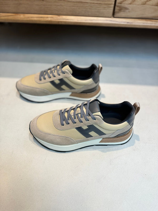 SNEAKER CON LACCI HM INTERACTIVE IN PELLE DI VITELLO BEIGE