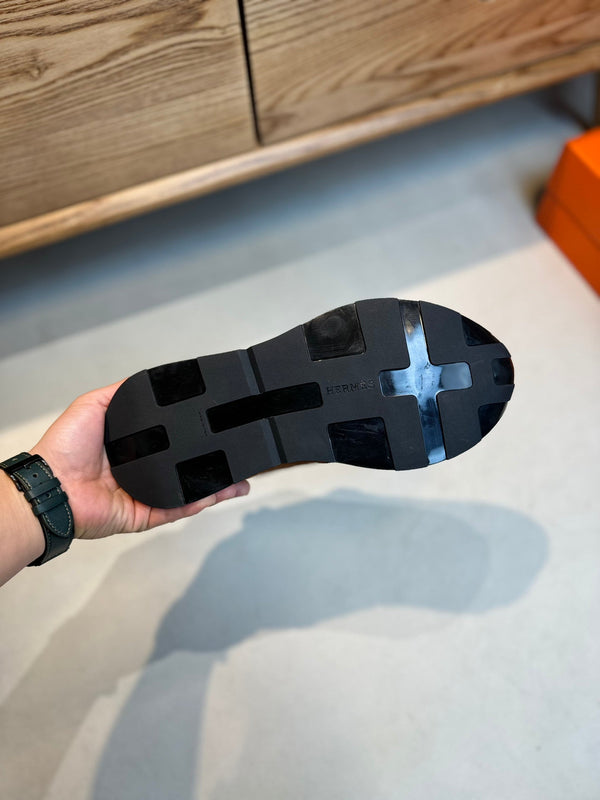 SNEAKER INTERACTIVE CON LACCI IN PELLE DI VITELLO TAWNY