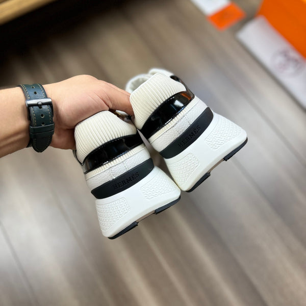 HM THICK - SOLE SNEAKER WHITE AND BLACK FABRIC