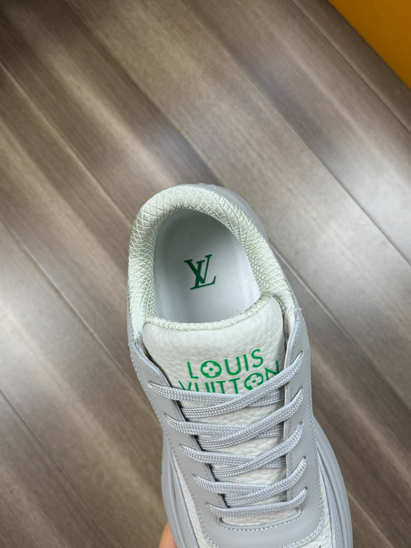 LV SPORT SNEAKER IN WHITE MIX GREY CALFSKIN WITH GREEN LOGO