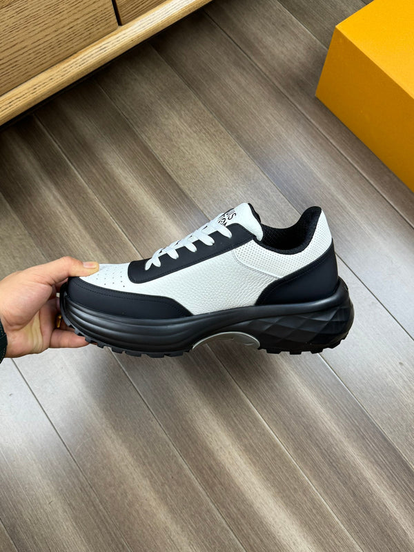 LV SPORT SNEAKER IN WHITE MIX BLACK CALFSKIN WITH LOGO