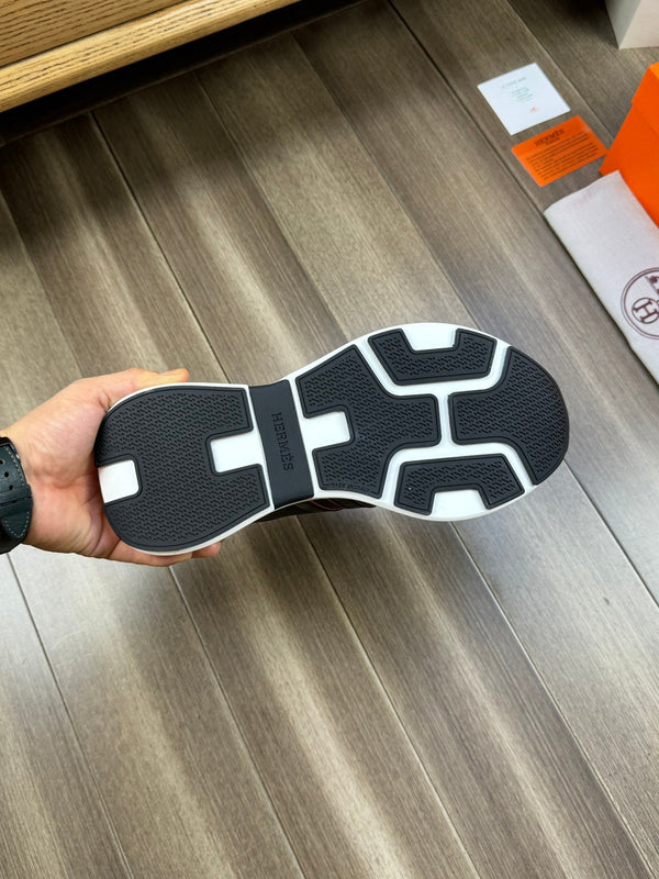 HM TRAIL SNEAKER BLACK CALFSKIN