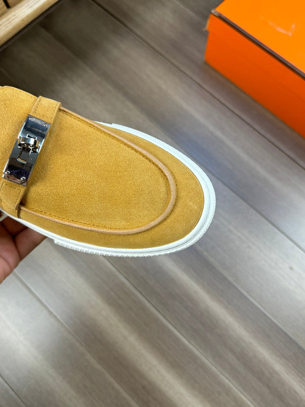 HM GAME SLIP-ON SNEAKER MUSTARD SUEDE