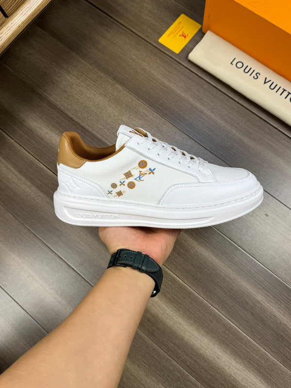 LV TRAINER SNEAKER WHITE MIX COPPER BROWN CALFSKIN AND BREATHABLE FABRIC