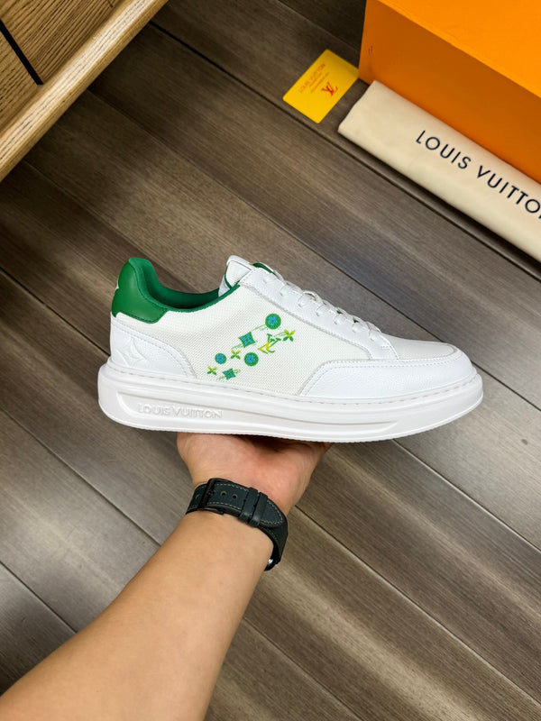 LV TRAINER SNEAKER WHITE MIX GREEN CALFSKIN AND BREATHABLE FABRIC