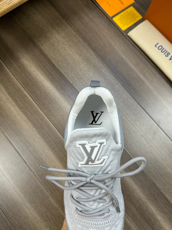 LV SNEAKERS IN GREY MESH BREATHABLE FABRIC AND CALFSKIN