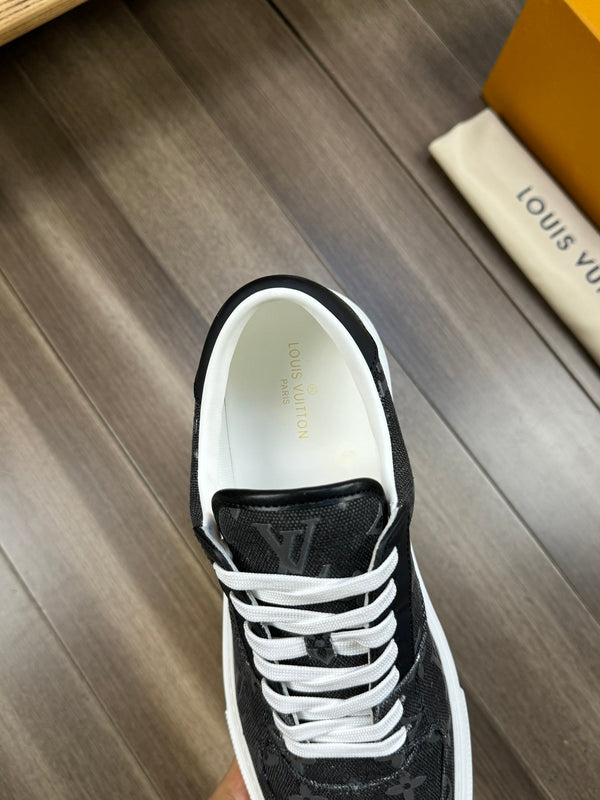 LV TRAINER SNEAKER IN BLACK MONOGRAM DENIM