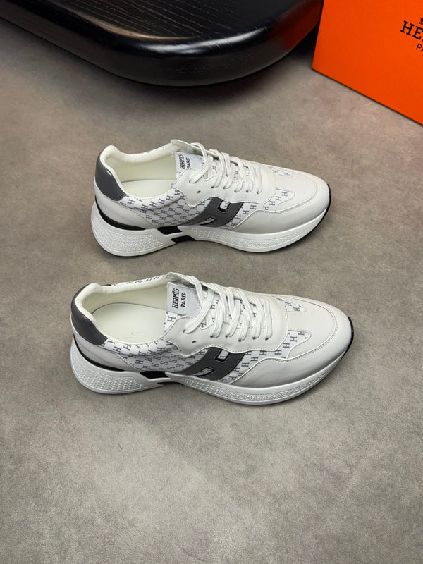 Sneaker da uomo HM in pelle di vitello bianca 581689