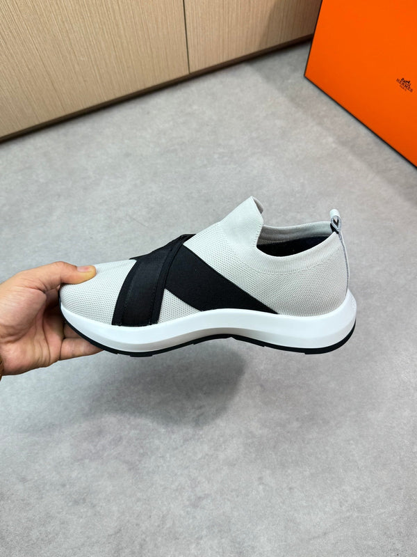 Sneaker slip-on da uomo HM in tessuto lavorato a maglia nero 643377