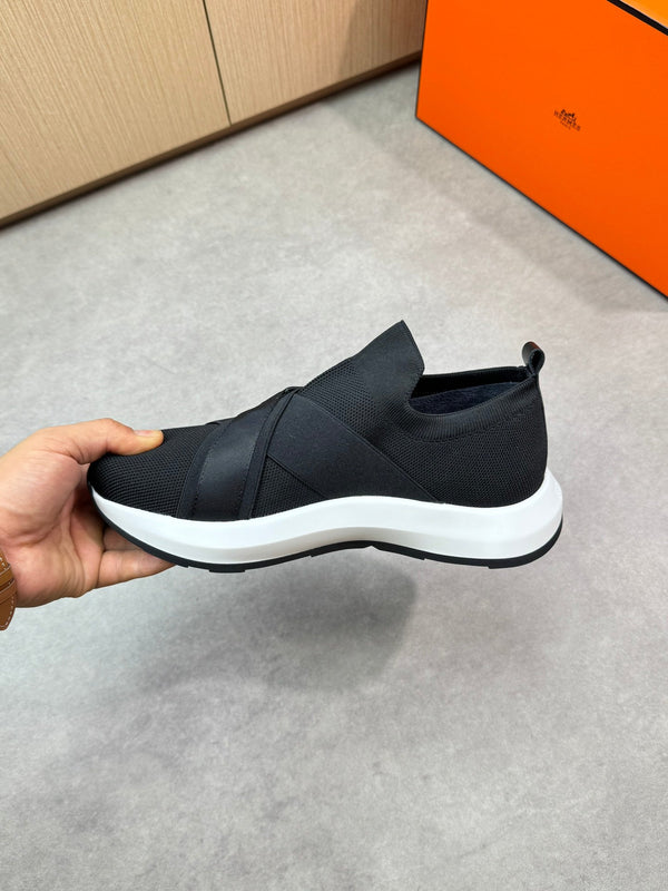 HM Men's Slip on Sneaker Black Knitted Fabric 643380