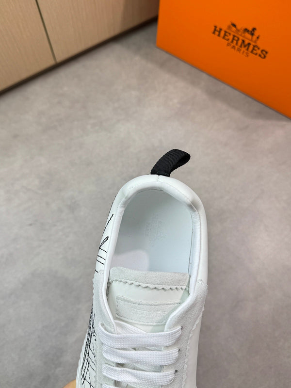 HM Men's Bouncing Sneaker White Black Calfskin Suede 696022