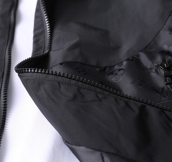 LV BLACK HOODED JACKET 239041