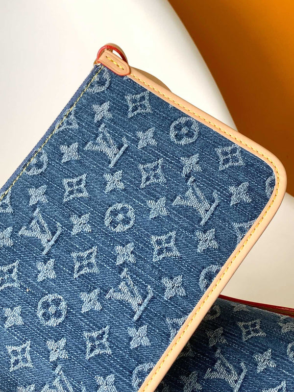 BORSA MM 39 IN DENIM BLU CON MONOGRAMMA