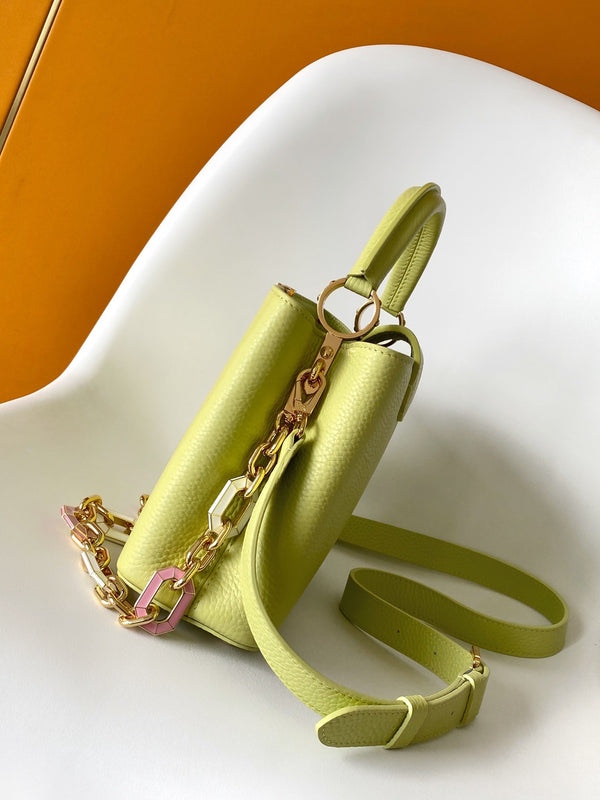 Capucines BB 21cm Bag Yellow Cowhide 251671