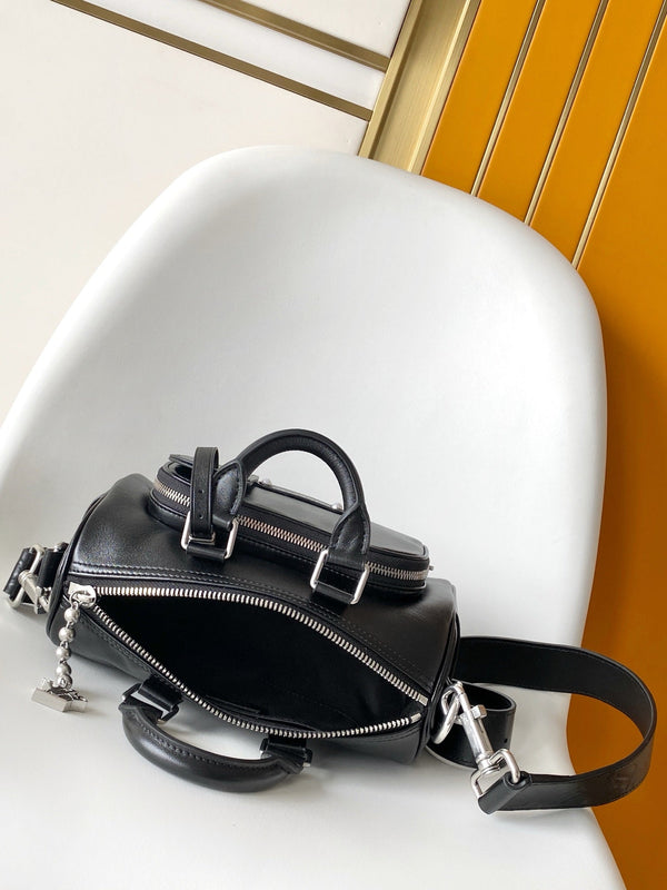 LV M13988 Keepall Bandoulière Cargo 25 Black Caflskin Sliver HW