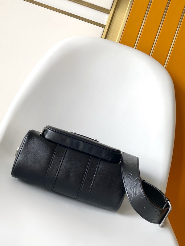 LV M13988 Keepall Bandoulière Cargo 25 Black Caflskin Sliver HW