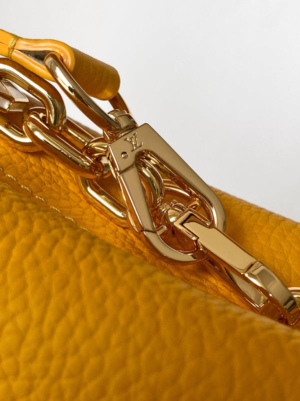 LV M25232 Capucines BB Handbag 21cm Orange Taurillon Cowhide GHW