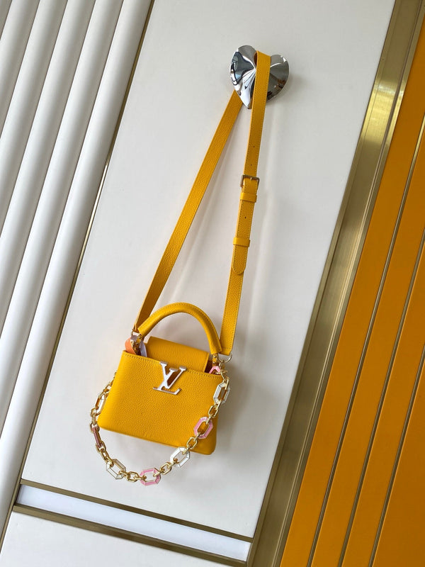 LV M25232 Capucines BB Handbag 21cm Orange Taurillon Cowhide GHW