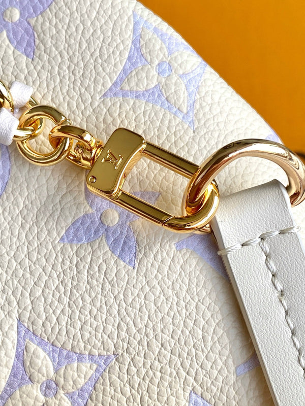 LV M15113 Zaino Monogram Embossed Vacchetta Dream Cream GHW