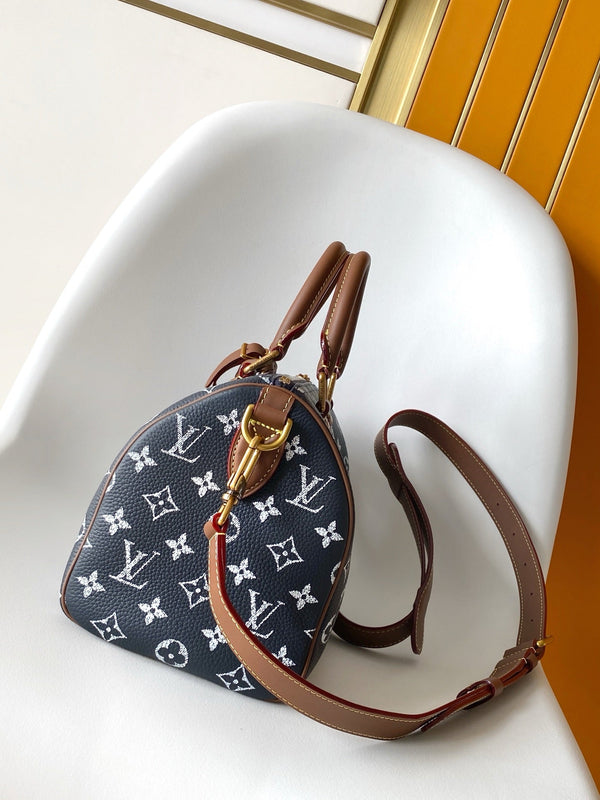 LV Speedy P9 Bandoulière 25cm Monogram Calfskin GHW