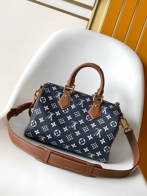 LV Speedy P9 Bandoulière 25cm Monogram Calfskin GHW
