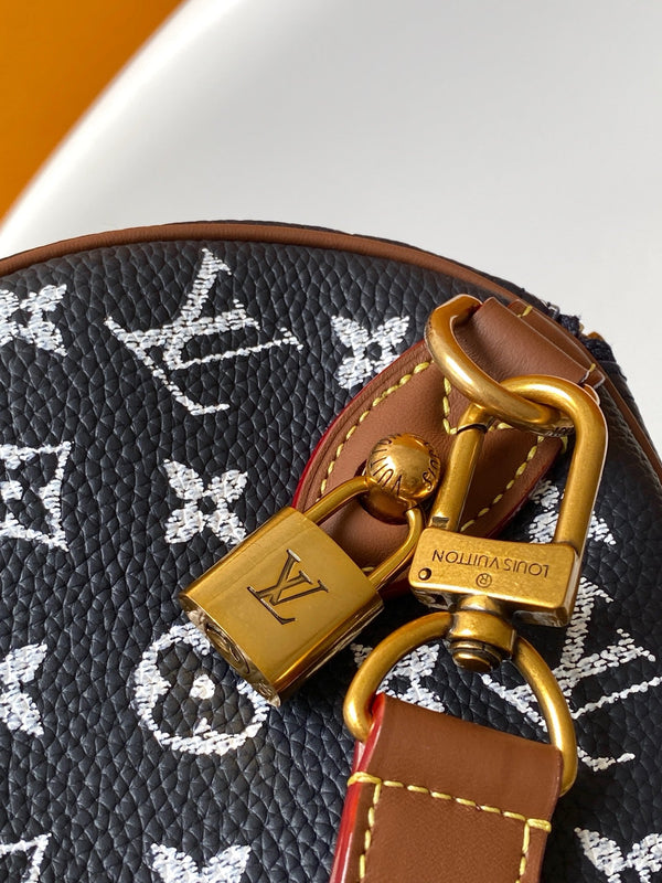 LV Speedy P9 Bandoulière 25cm Monogram Calfskin GHW