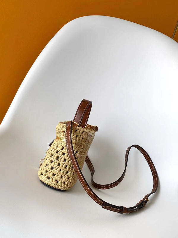 LV Vanity Chain Pouch 19cm Brown Raffia & Cowhide GHW