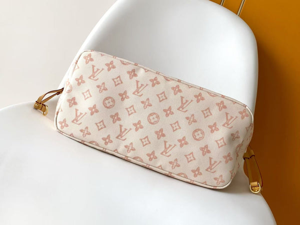 LV M27521 Neverfull MM Bag Camel White Monogram Origine Canvas